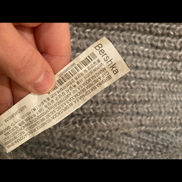 Over-Sized Heavy Cable Knit Lounge Cardigan - Picture 5 of 7